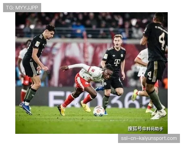 实时:比赛第70分钟,RB莱比锡仍全力围攻,但柏林联防线保持紧凑